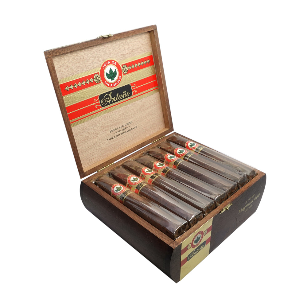 Joya de Nicaragua Antaño 1970 Magnum 660