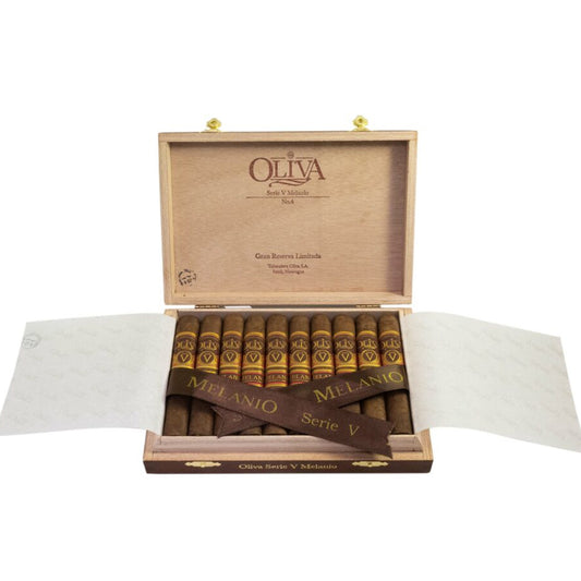 Oliva Serie V Melanio Petit Corona