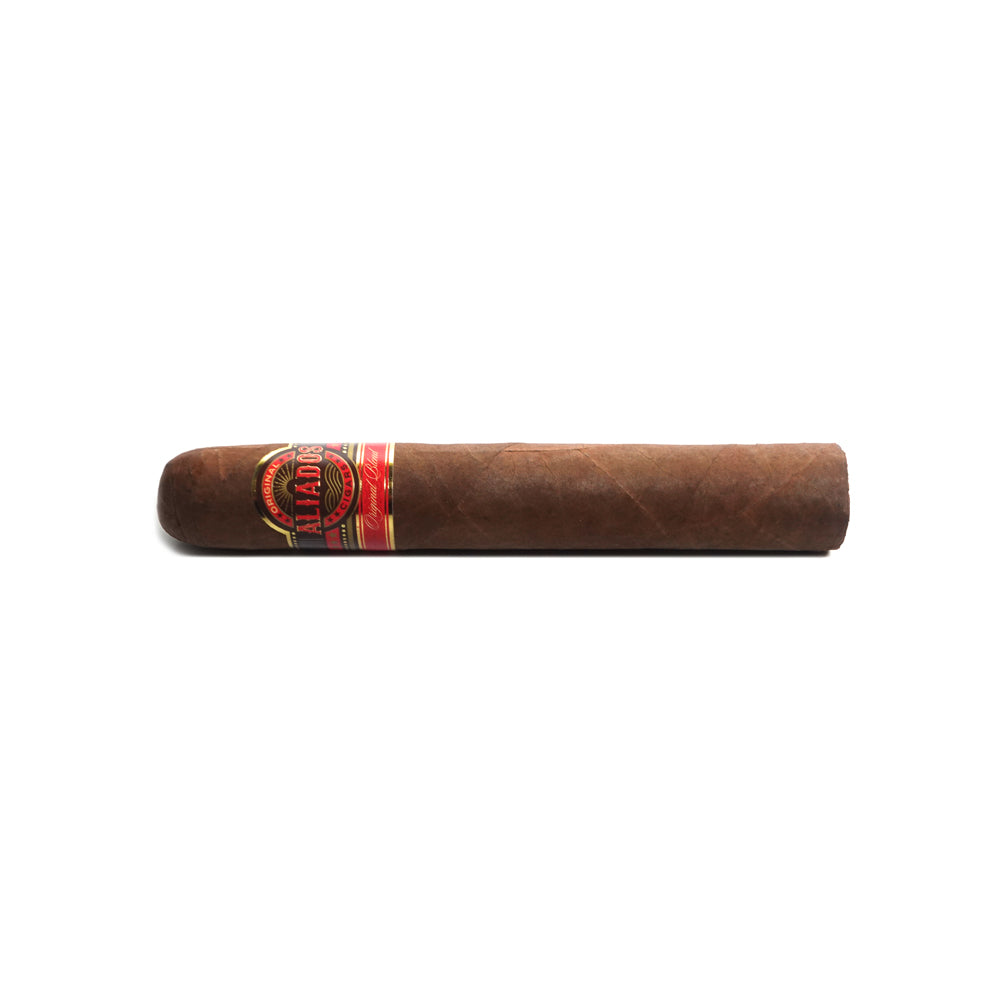 Oliva Club Aliados Original Blend Regordo cigar available in Kuwait at The Cabinet Club