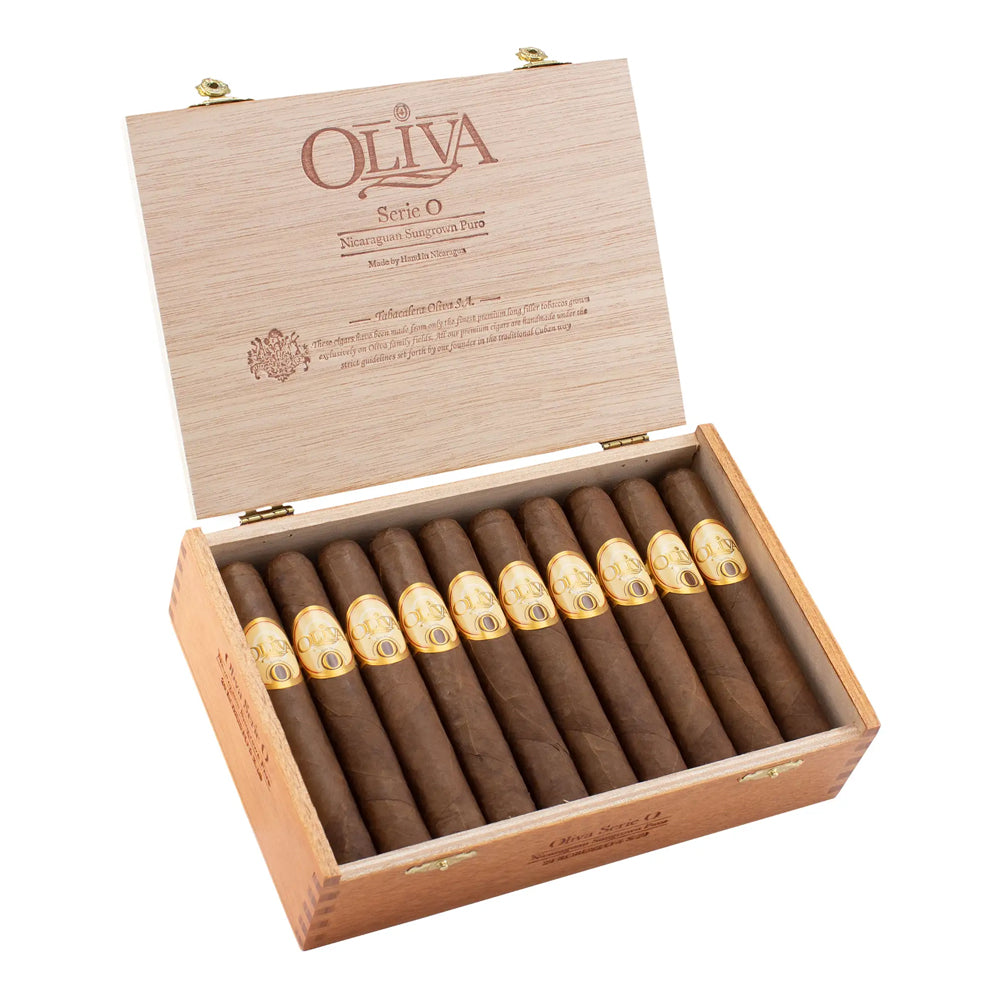 Oliva Serie O Robusto cigar available in Kuwait at The Cabinet Club