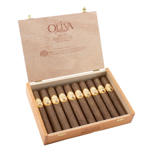 Oliva Serie O Toro cigar available in Kuwait at The Cabinet Club